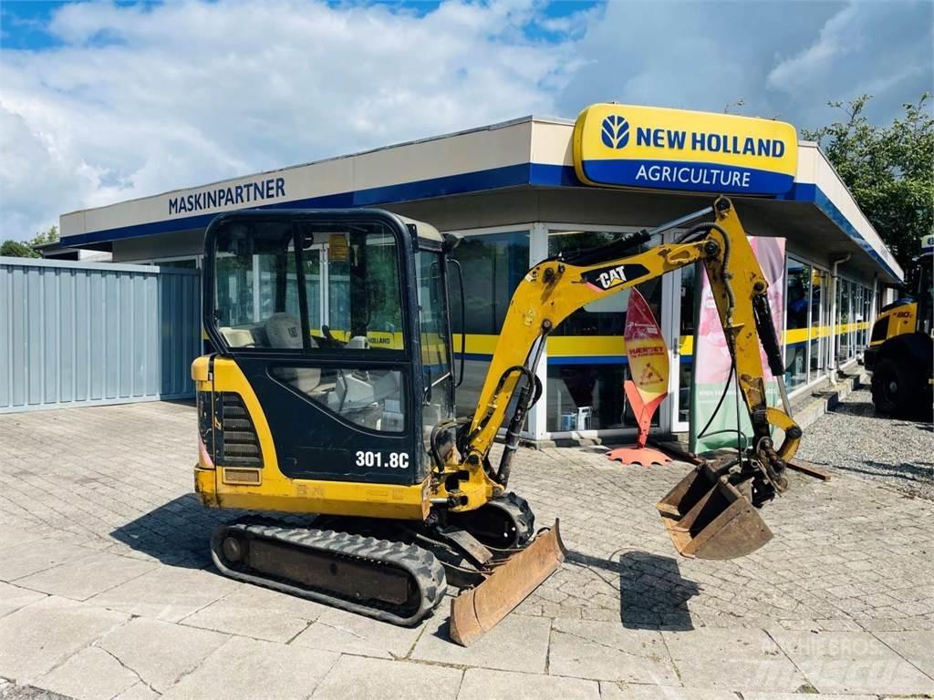 CAT 301.8C 小型挖掘机