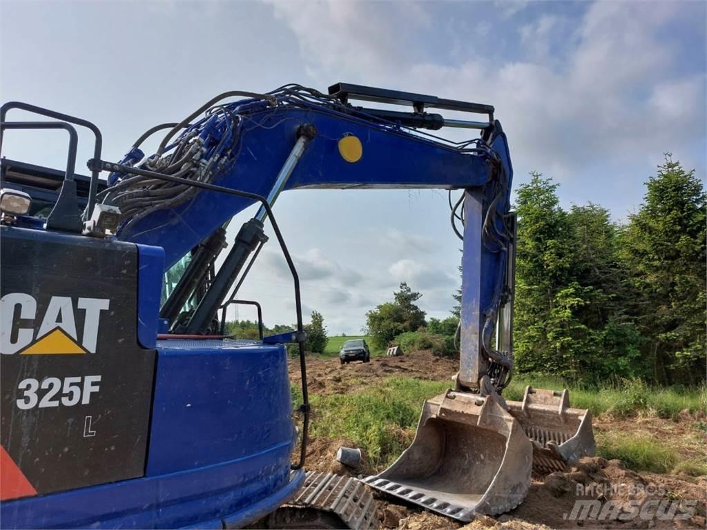 CAT 325F 履带挖掘机