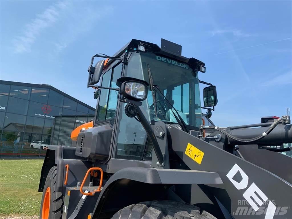 Develon DL250-7 轮式装载机