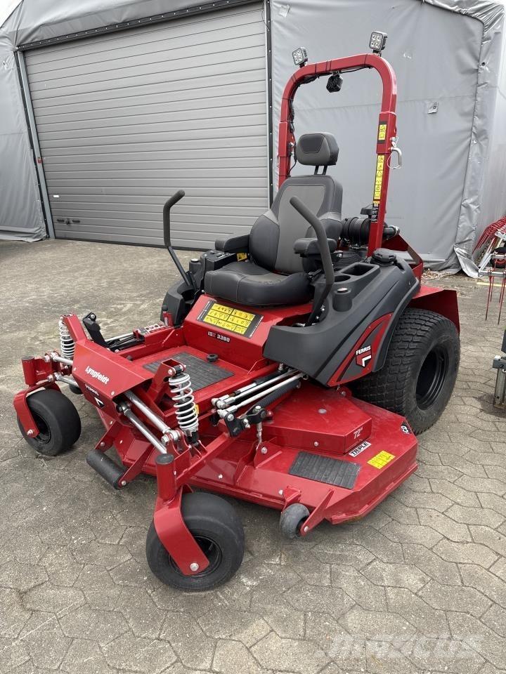 Ferris ZT 3300ISX 小型拖拉机