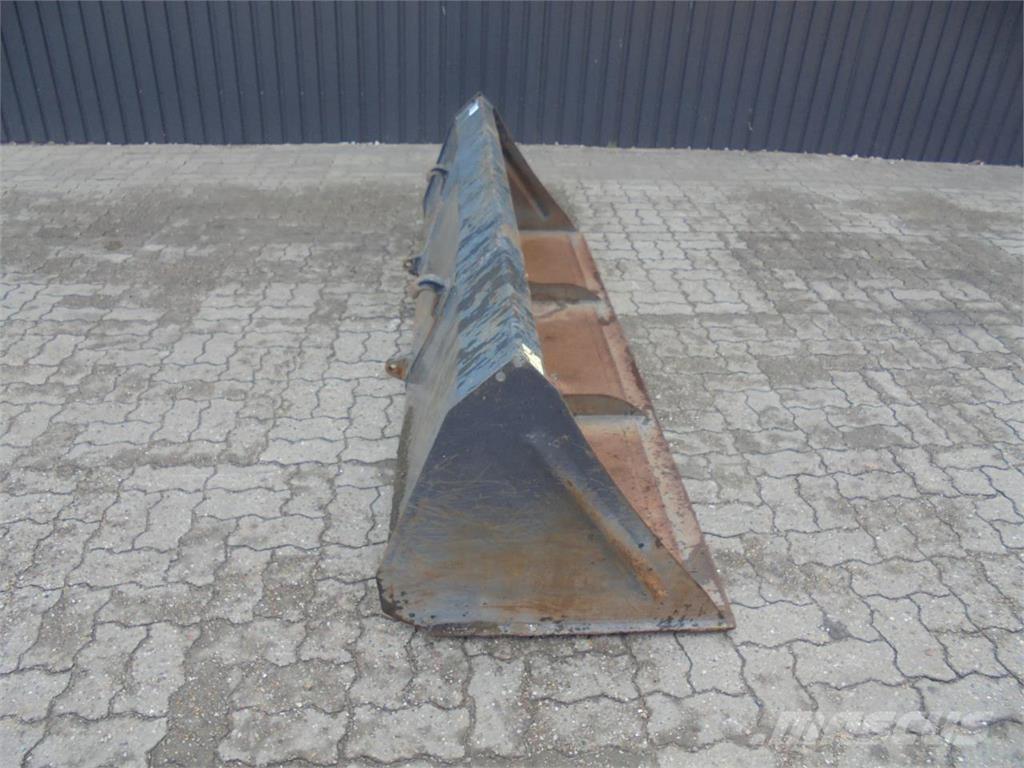 Hauer 2,4 M 其他拖拉机配件