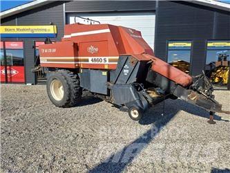 Hesston 4860S 方捆打捆机