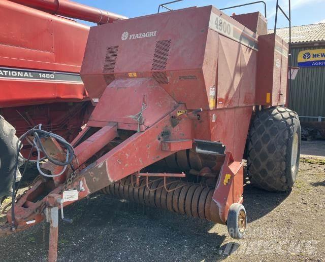 Hesston 4900 方捆打捆机