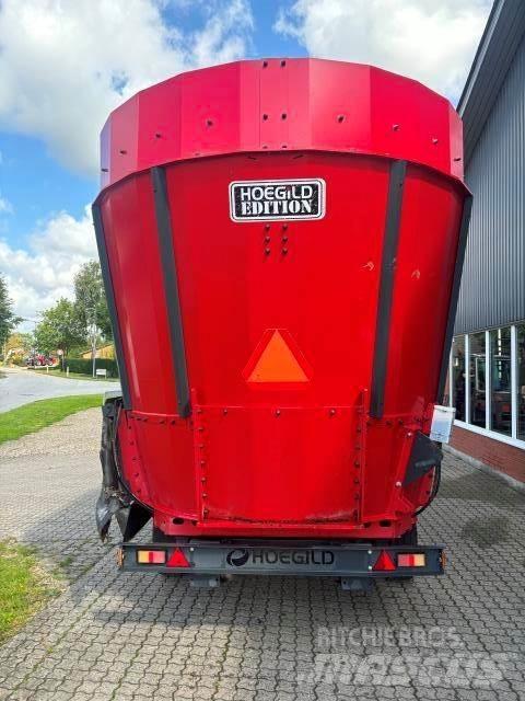  Hoegild 27 M3 青饲料搬运车