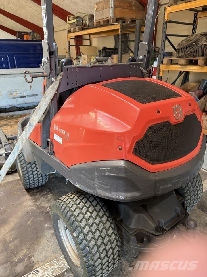 Husqvarna P525D 割草机