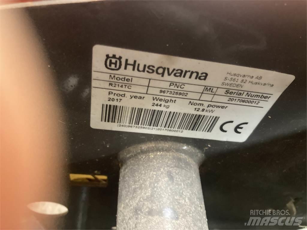 Husqvarna R214TC 割草机