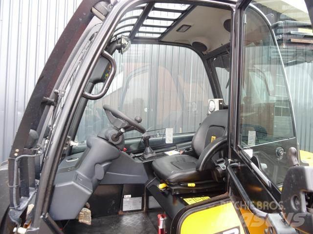 JCB 30D 伸缩臂叉装车|叉装车
