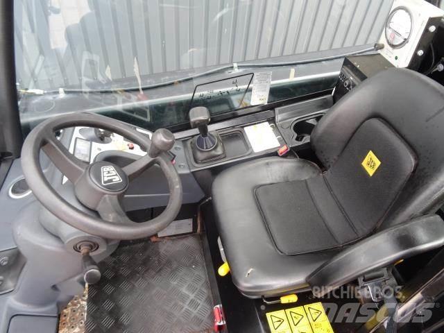 JCB 30D 伸缩臂叉装车|叉装车