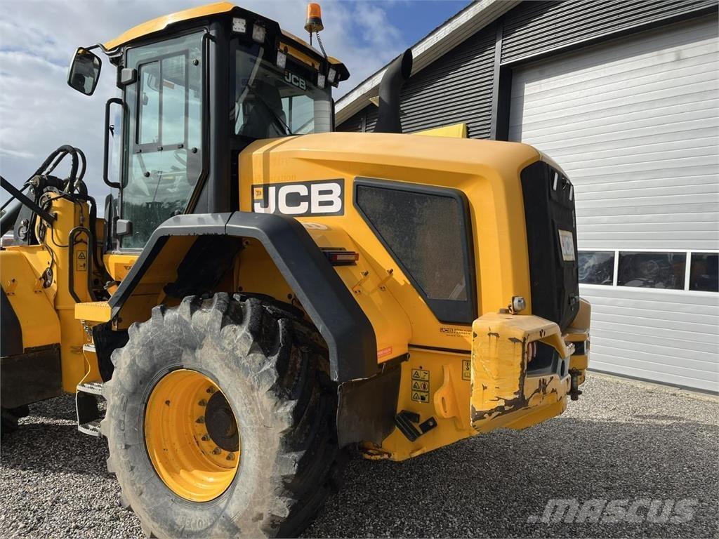 JCB 427 HT 轮式装载机