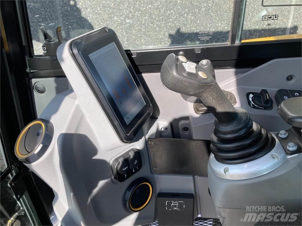 JCB 60C-2 小型挖掘机