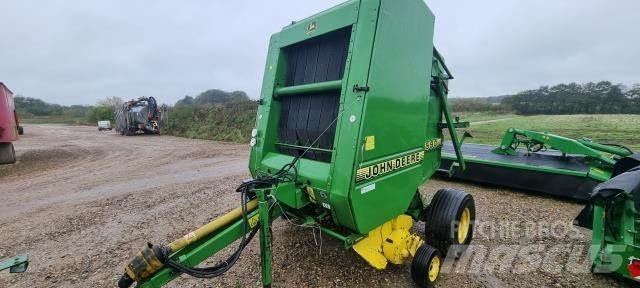 John Deere 590 圆捆打捆机
