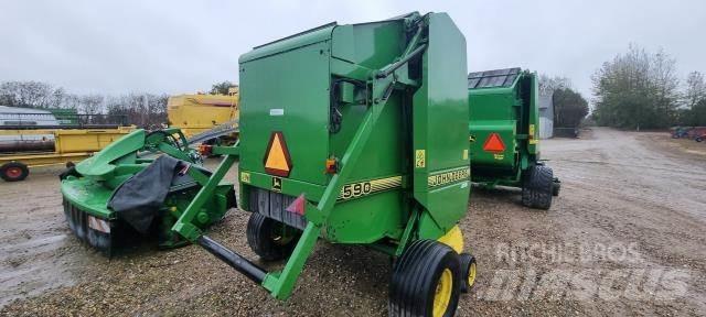John Deere 590 圆捆打捆机