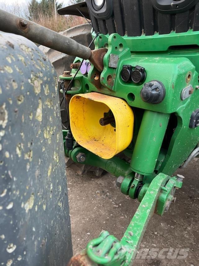 John Deere 6215R 拖拉机/农用车