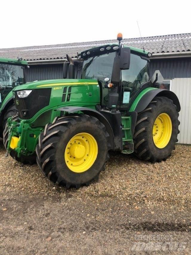 John Deere 6250R 拖拉机/农用车