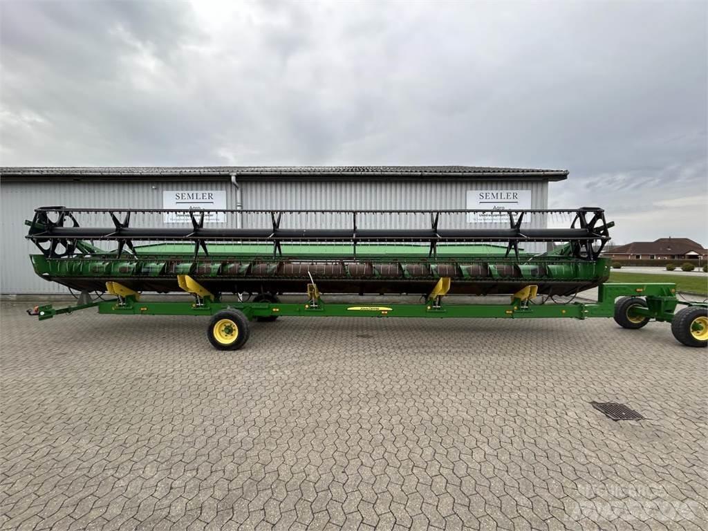 John Deere 635R 联合收割机头