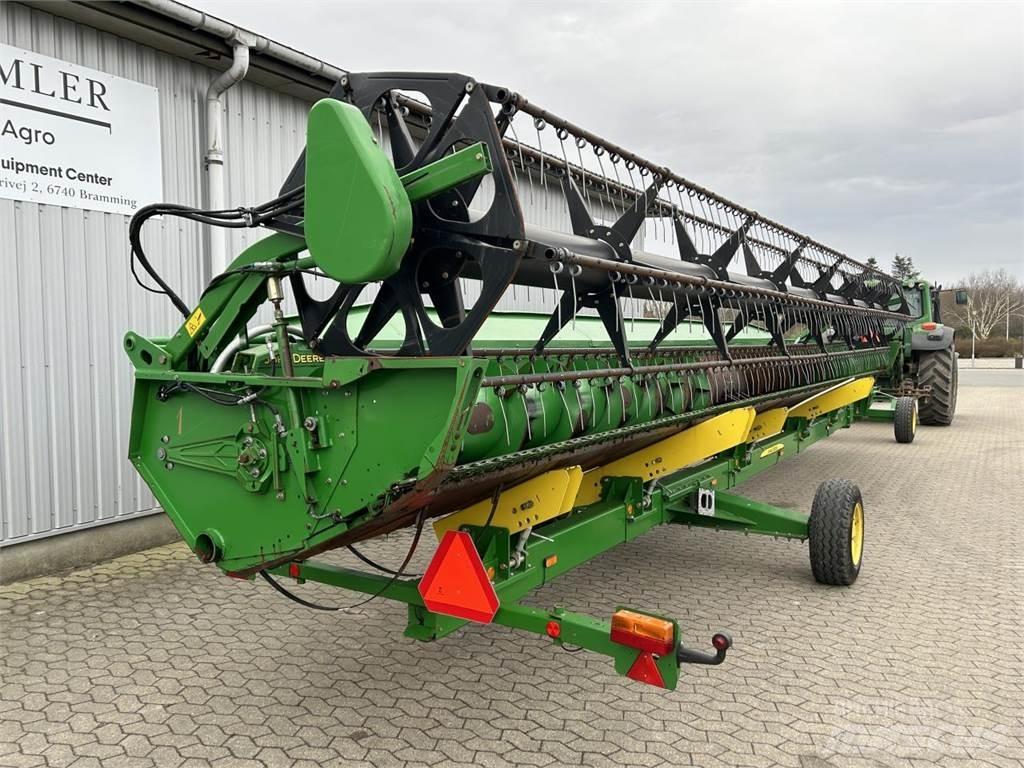 John Deere 635R 联合收割机头