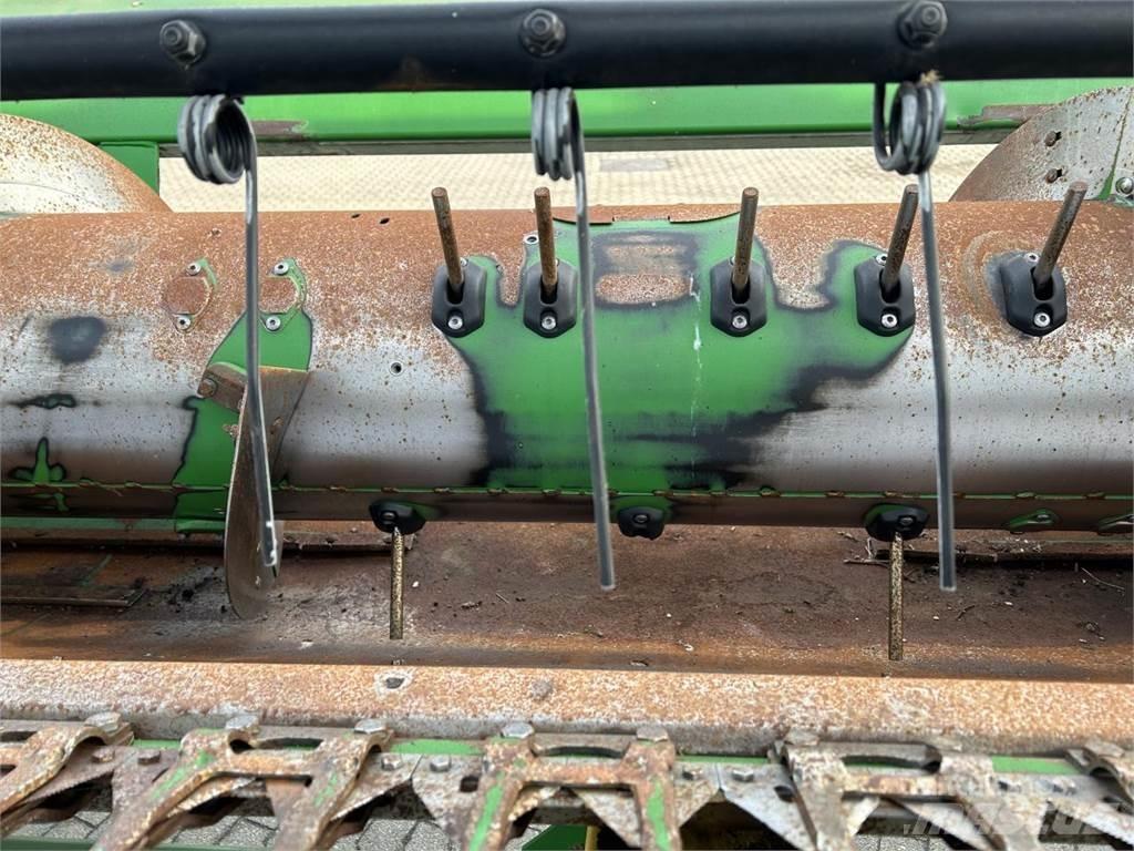 John Deere 635R 联合收割机头