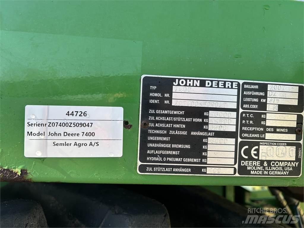 John Deere 7400 青饲料收获机