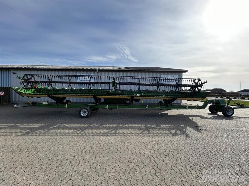 John Deere 740D 联合收割机头