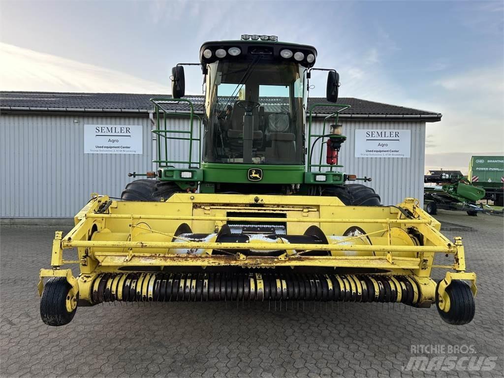 John Deere 7700 青饲料收获机