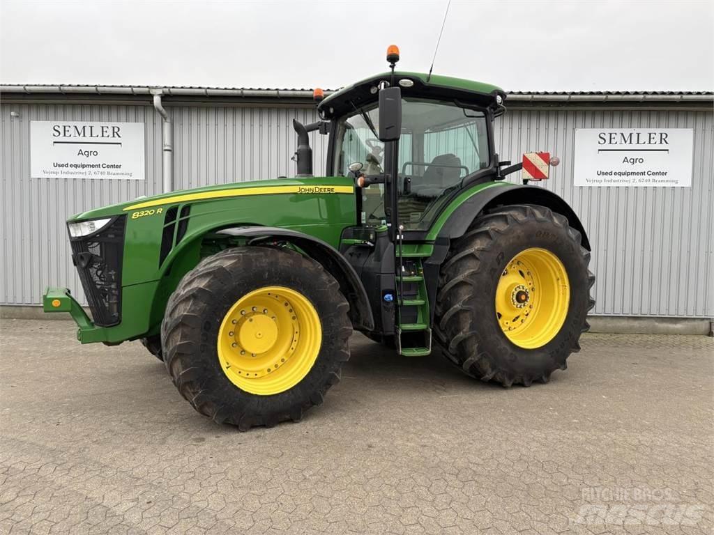 John Deere 8320R 拖拉机/农用车