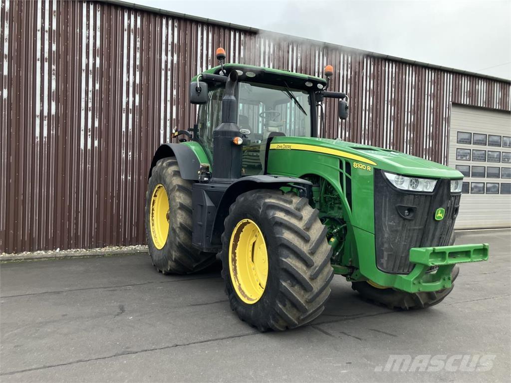 John Deere 8320R 拖拉机/农用车