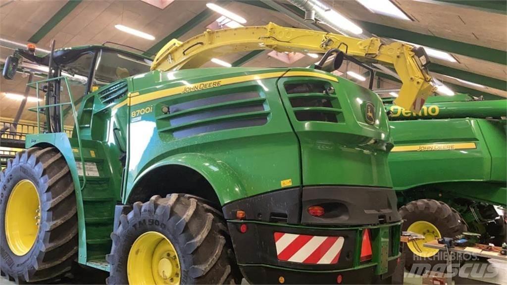 John Deere 8700 青饲料收获机