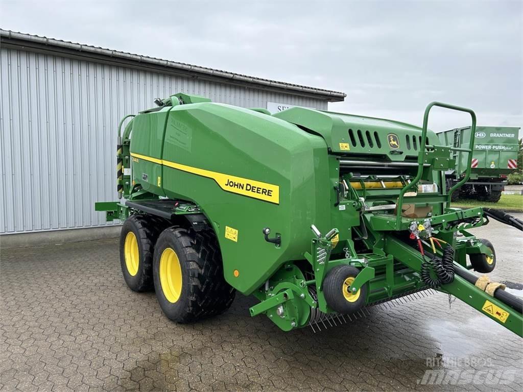 John Deere C441R 圆捆打捆机