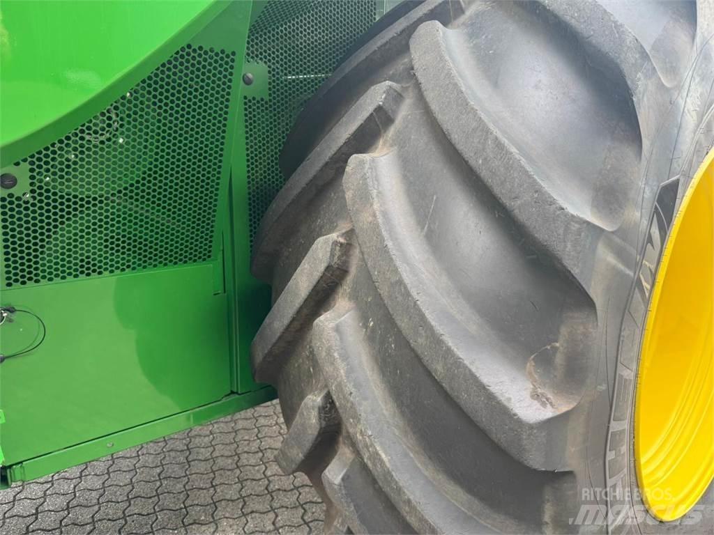 John Deere S790 联合收割机