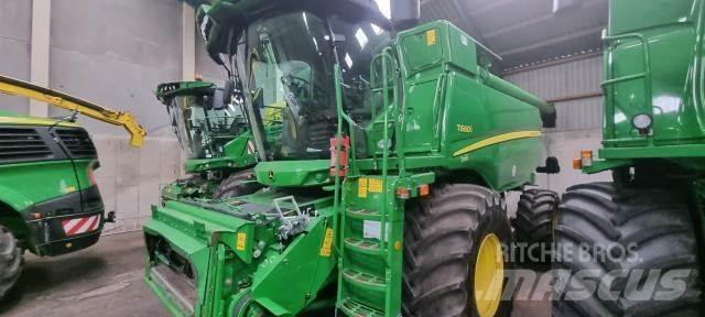 John Deere T660I 联合收割机
