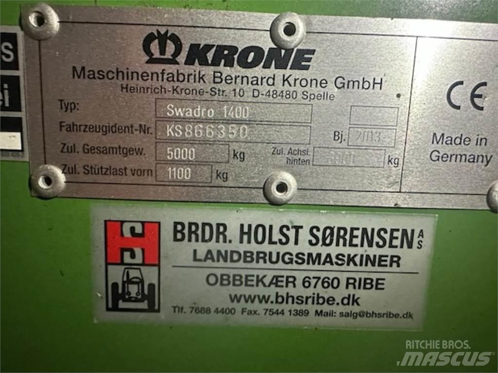 Krone SWADRO 1400 犁耙和摊草机
