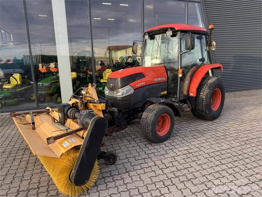 Kubota 5740 小型拖拉机