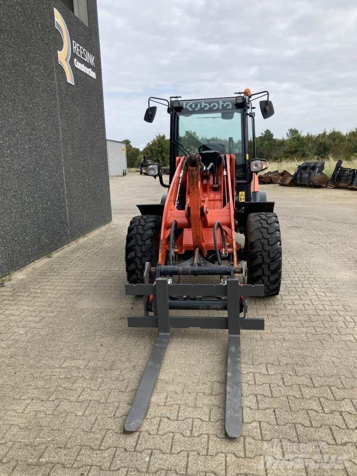 Kubota R070 小型装载机