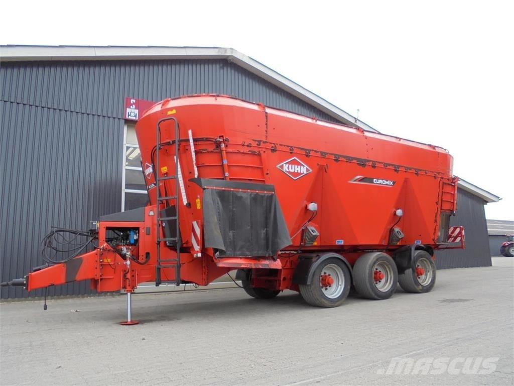 Kuhn 45.3 DL 青饲料搬运车