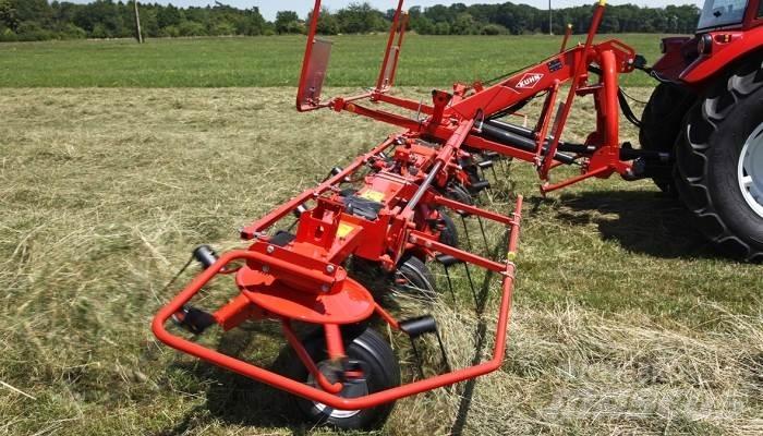 Kuhn GF5203 犁耙和摊草机