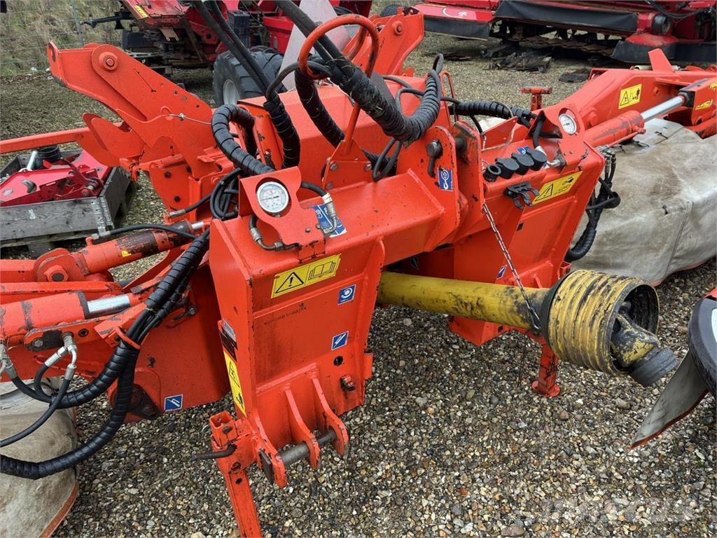 Kuhn GMD 883 收割机