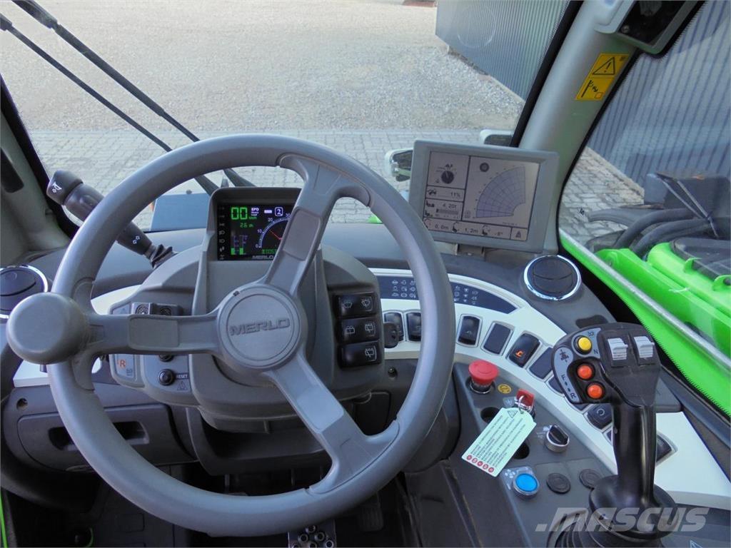 Merlo TF42.7-156 伸缩臂叉装车|叉装车