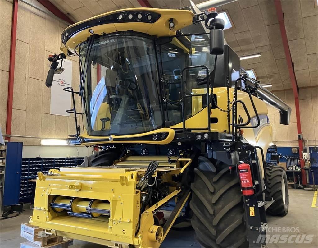 New Holland CR9.80 联合收割机