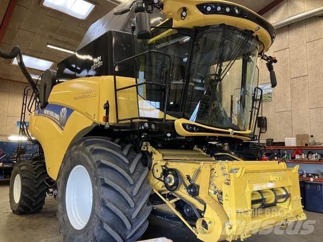 New Holland CR9.80 联合收割机