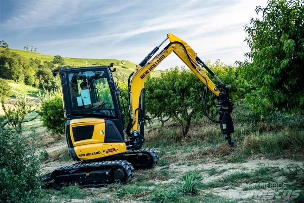 New Holland E25D 小型挖掘机