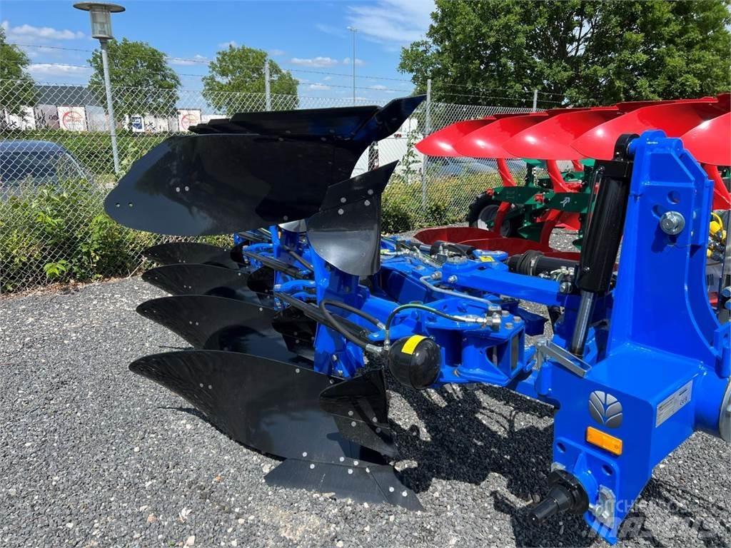 New Holland PHVH4 双向犁