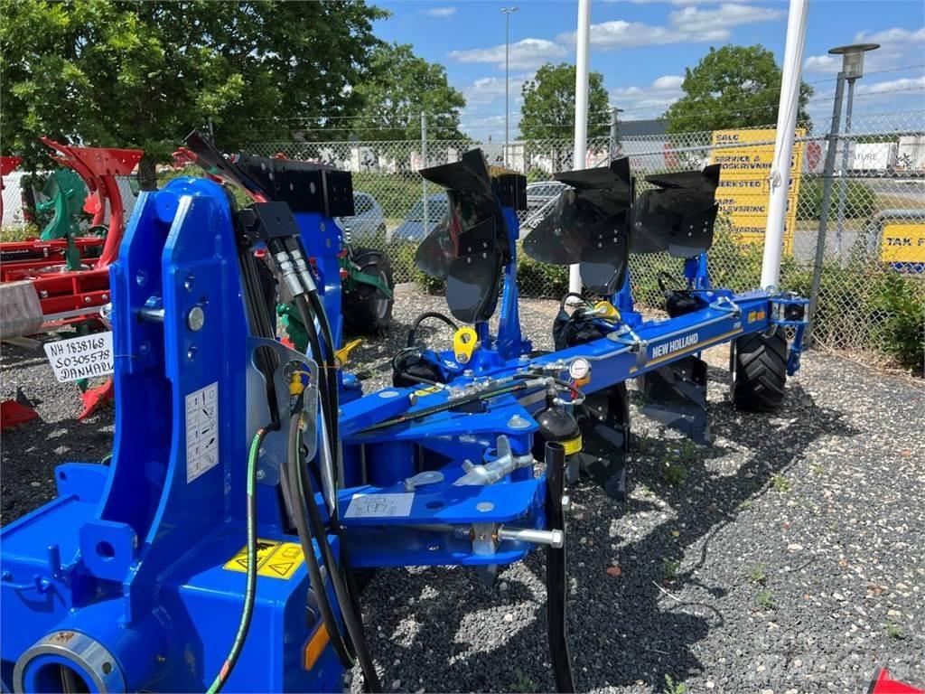New Holland PMH4 双向犁