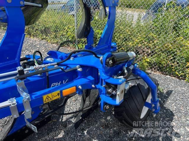 New Holland PMH4 双向犁
