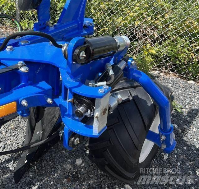 New Holland PMVH4 双向犁