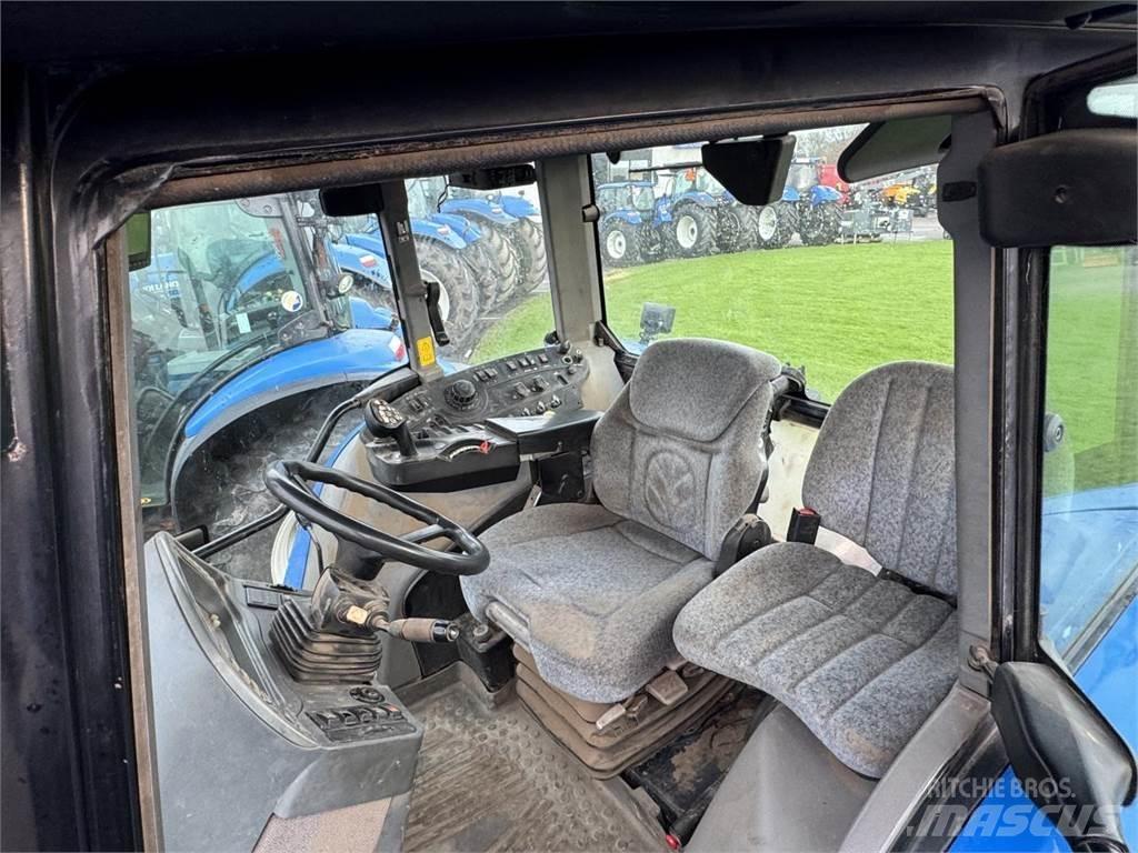 New Holland T7550 拖拉机/农用车