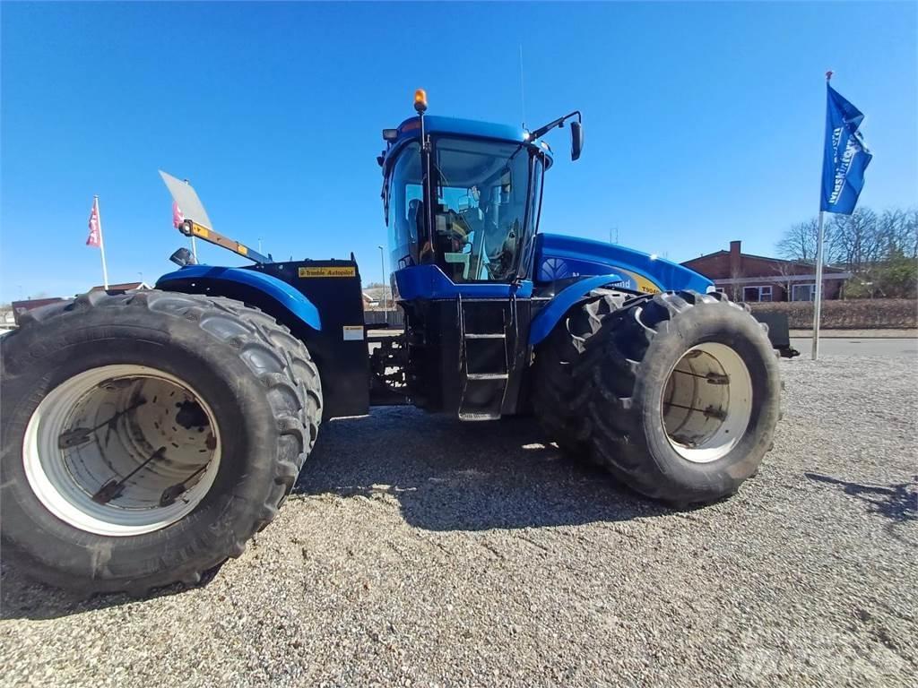 New Holland T9040 拖拉机/农用车