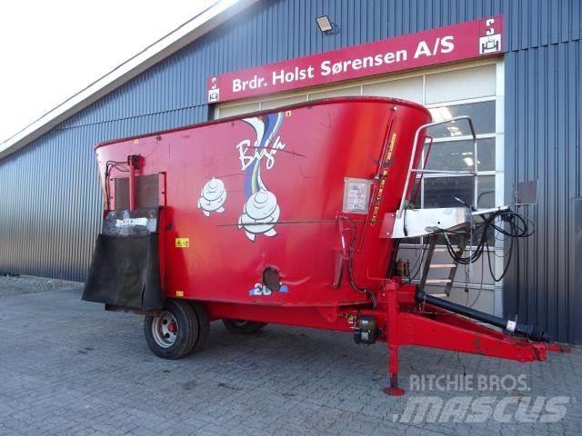 Peecon 20 M3 青饲料搬运车