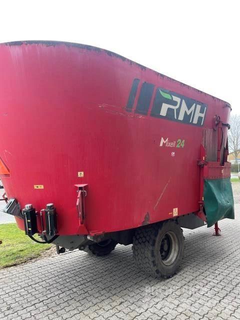 RMH 24 M3 青饲料搬运车