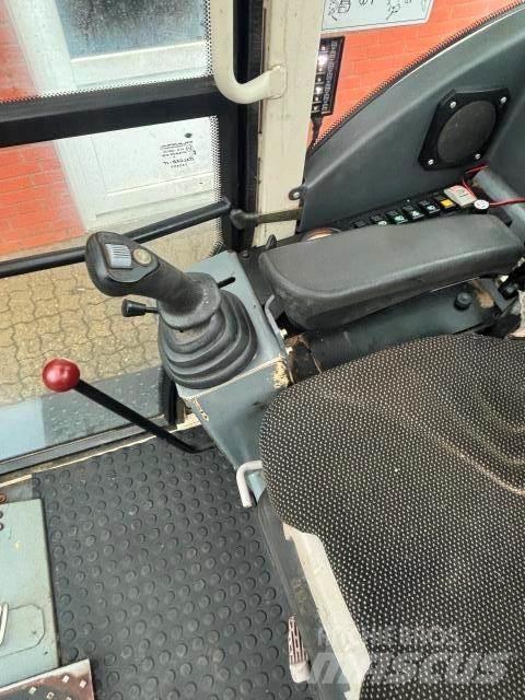 Terex TC29 小型挖掘机