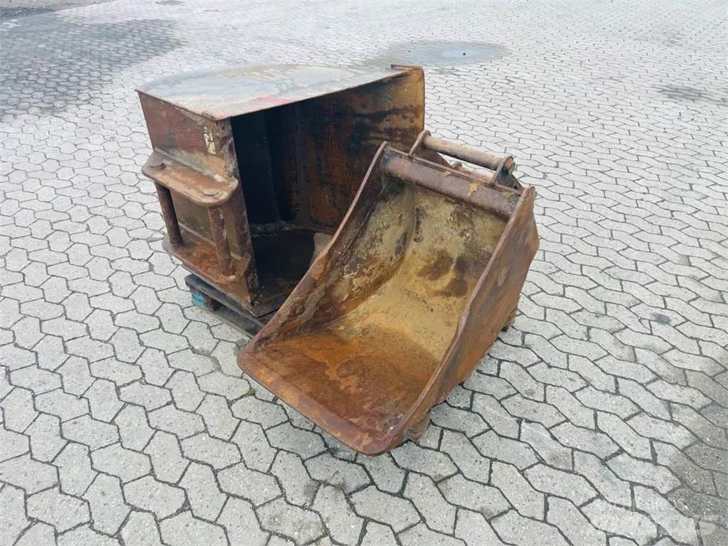 Terex TC60 小型挖掘机